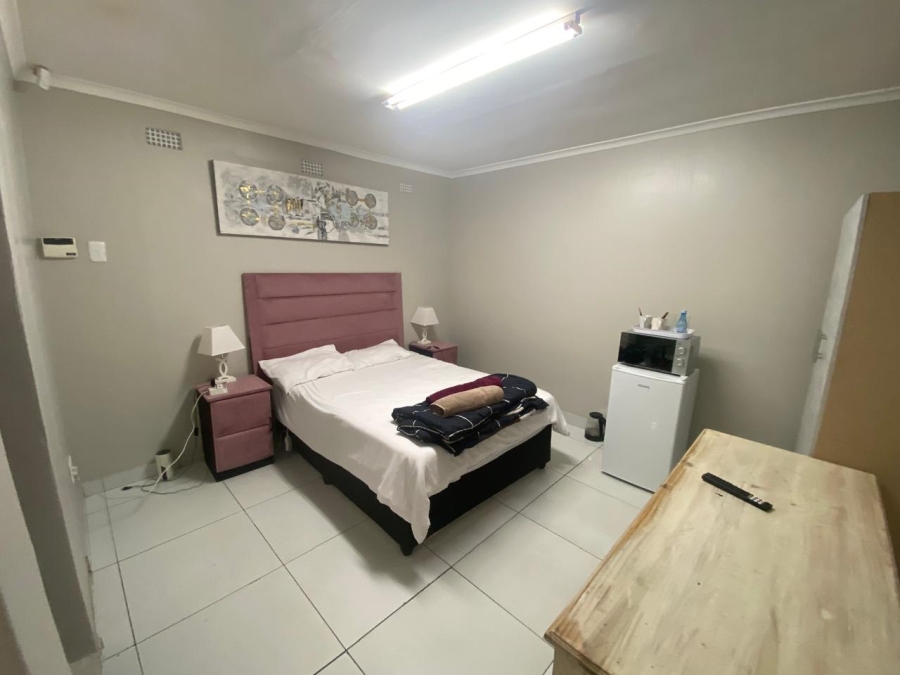 12 Bedroom Property for Sale in Newton Park Eastern Cape